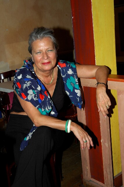 min 2006 05 02 latino 122